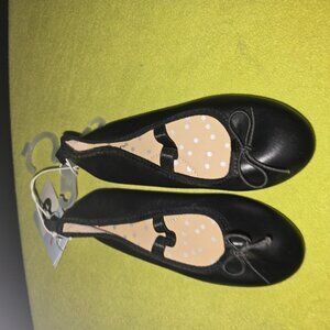 Black Leather Dress Shoes with Decorative Strap